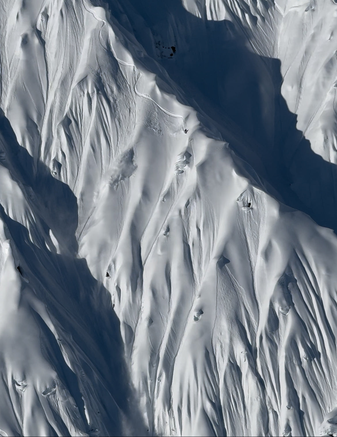 Heavy Lines - Steep Riding