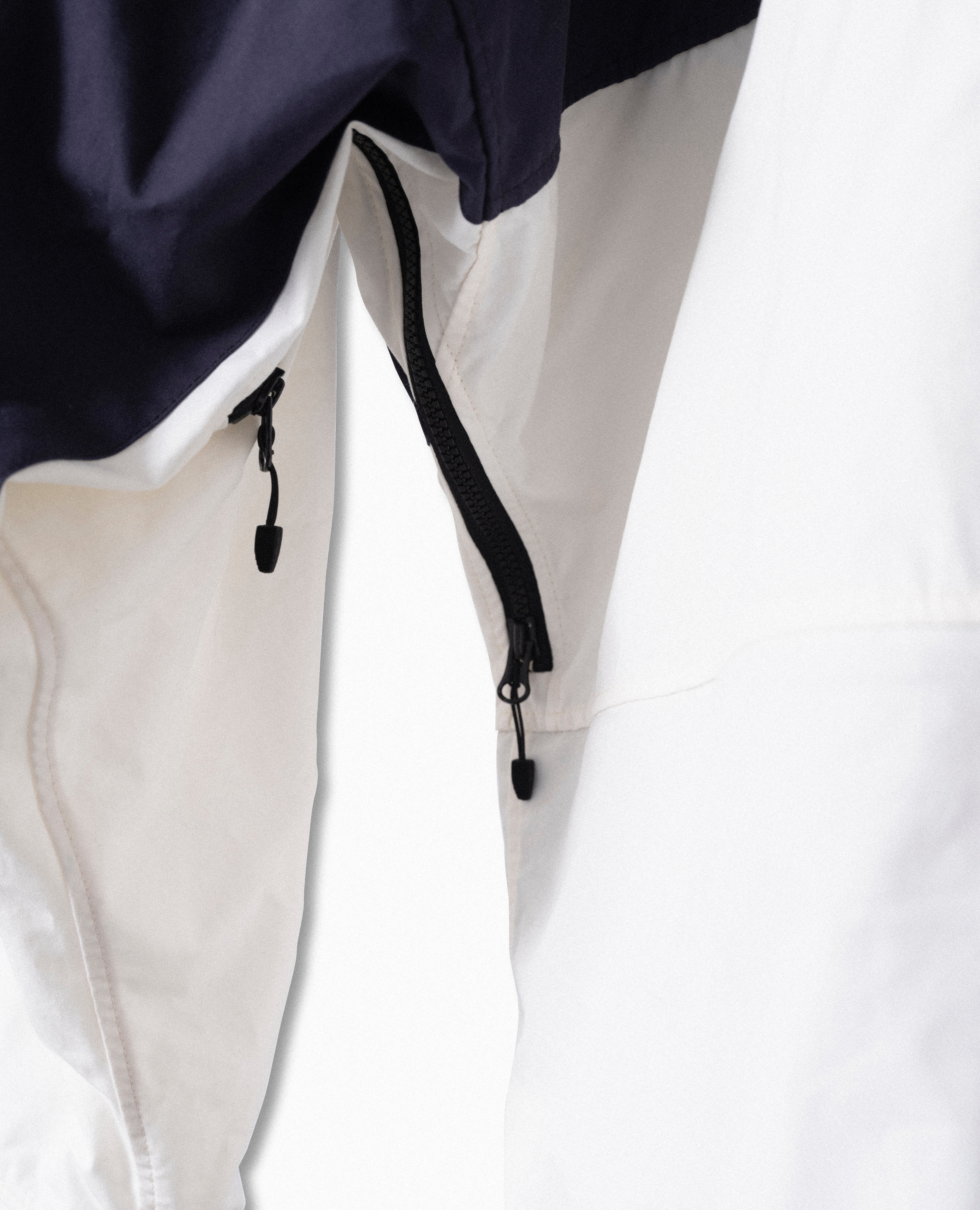 MT Mountain Jacket Navy White